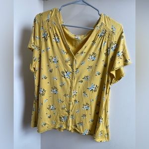 Womens Yellow flowered old navy top